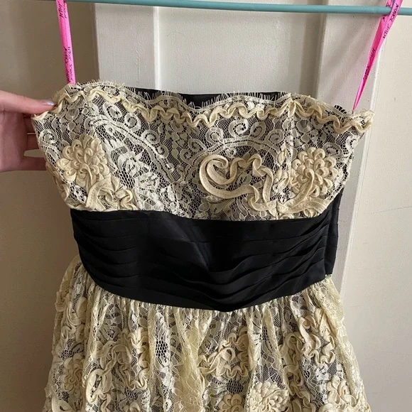 Vintage Betsy Johnson Strapless Lace Prom Dress Black and White, size 4 - Picture 5 of 10
